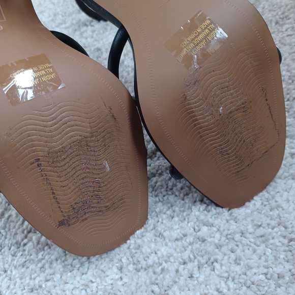 New Steven New York Jaidin Strappy Ankle Sandal in Black Size 6 - Picture 3 of 10